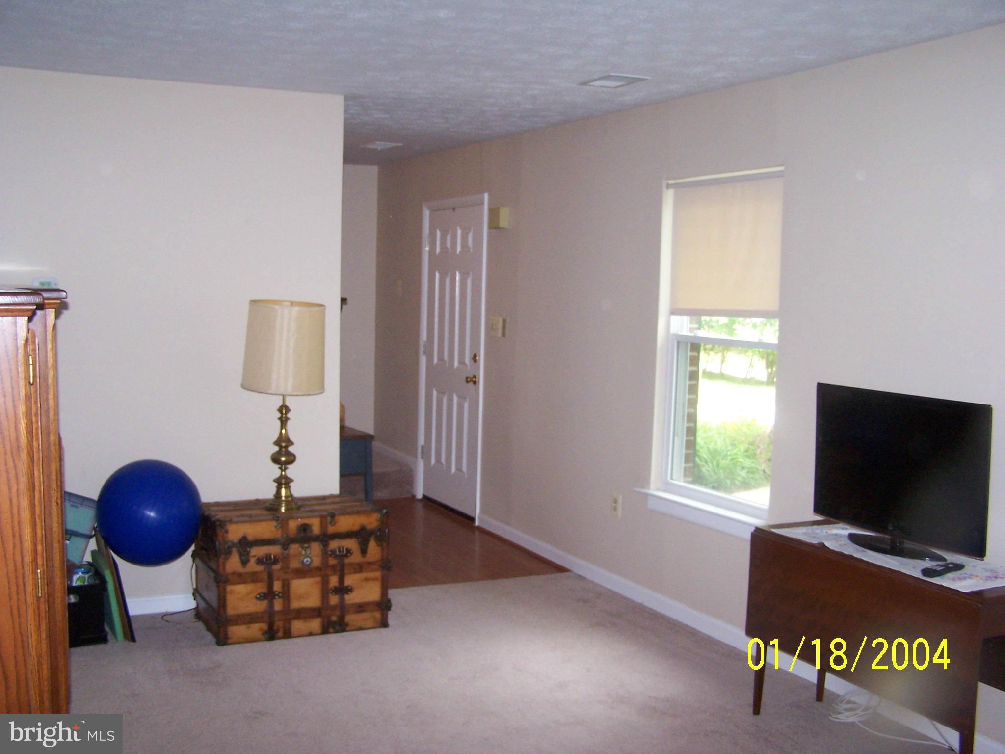 ST. CHARLES - Residential