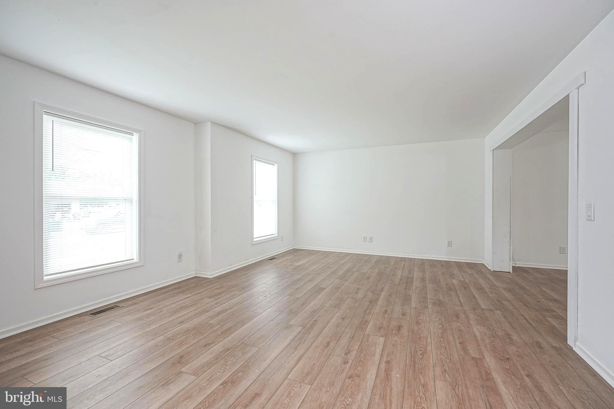 204 STRAND AVENUE