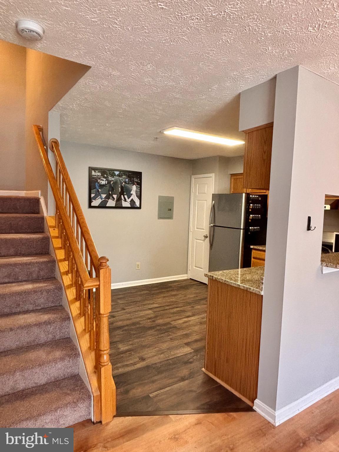 AVINGTON PARK - Residential