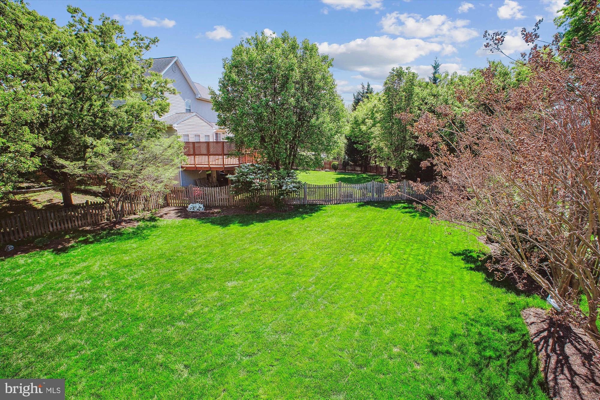 ASHBURN FARM - Residential