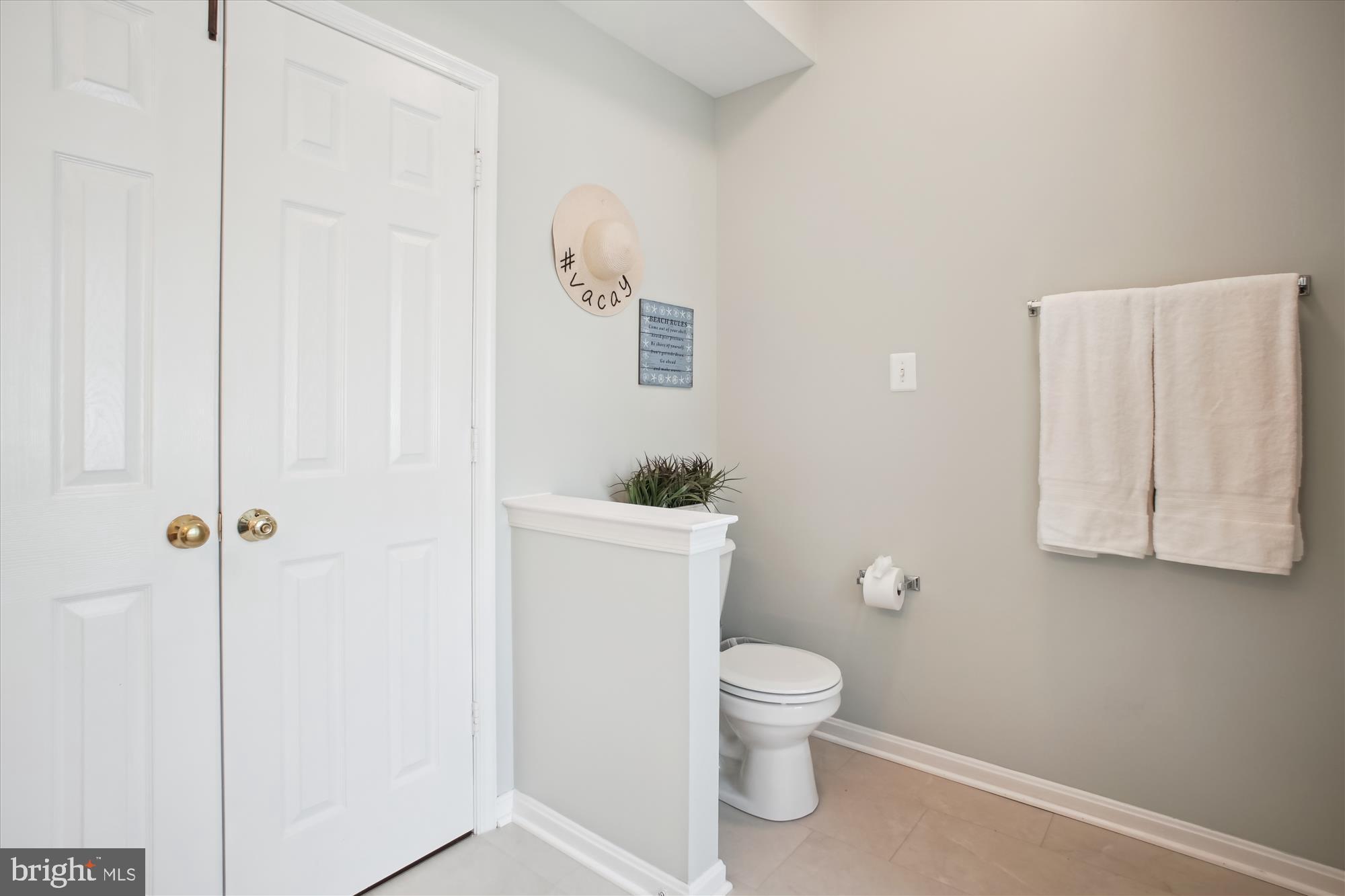 ASHBURN FARM - Residential