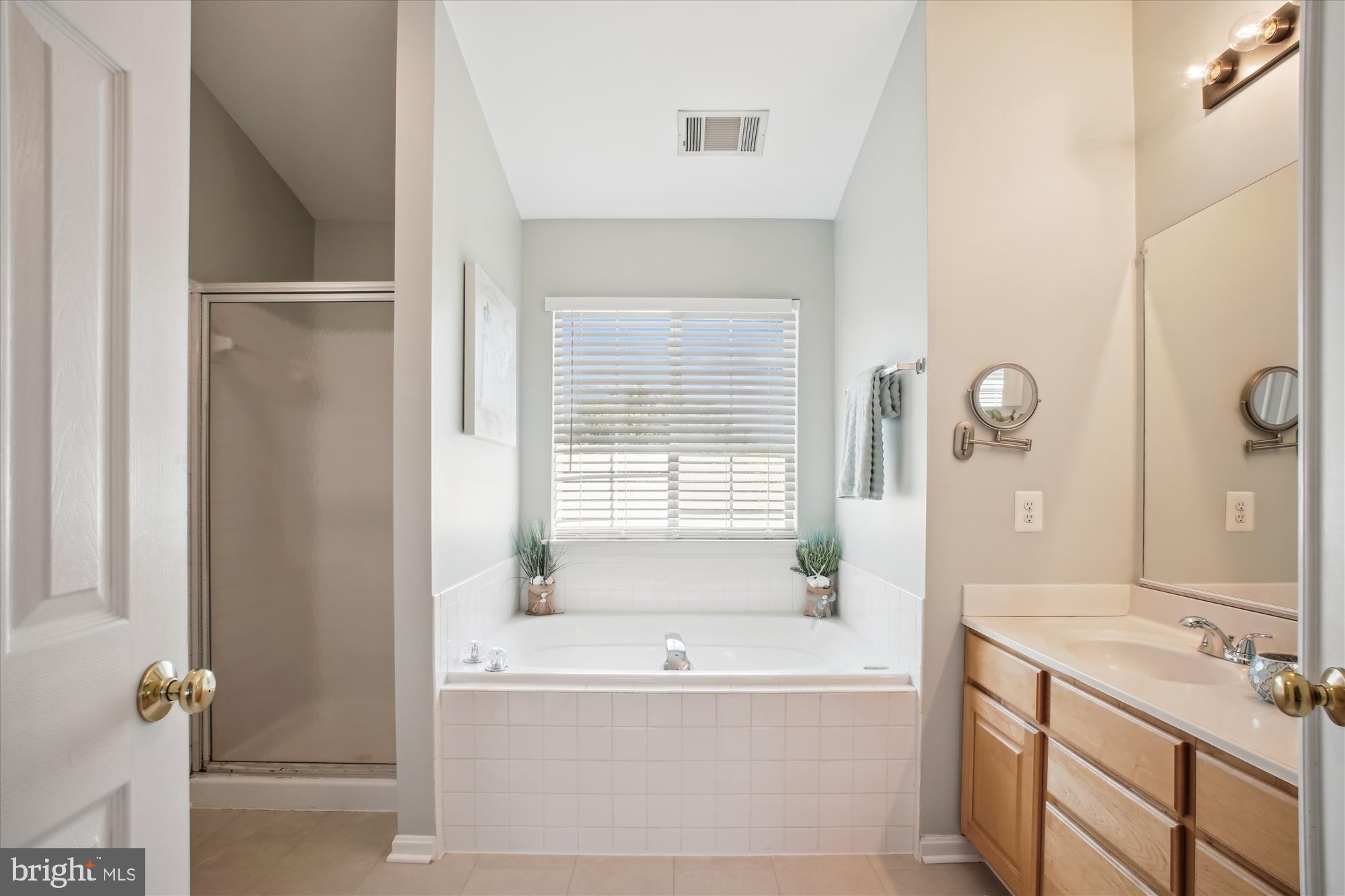 ASHBURN FARM - Residential