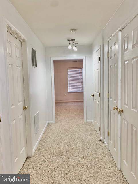 FAIRWAYS AT HOLLY HILL - Residential Lease