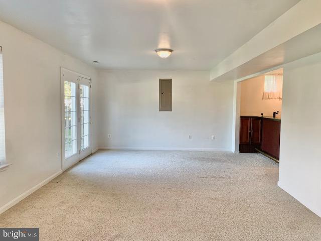 FAIRWAYS AT HOLLY HILL - Residential Lease