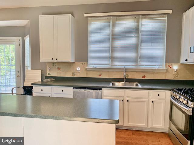 FAIRWAYS AT HOLLY HILL - Residential Lease