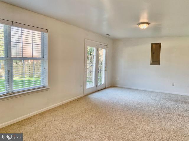 FAIRWAYS AT HOLLY HILL - Residential Lease