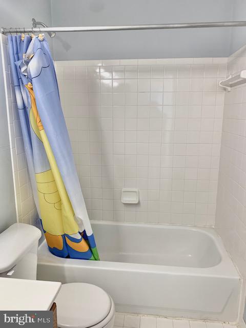 FAIRWAYS AT HOLLY HILL - Residential Lease