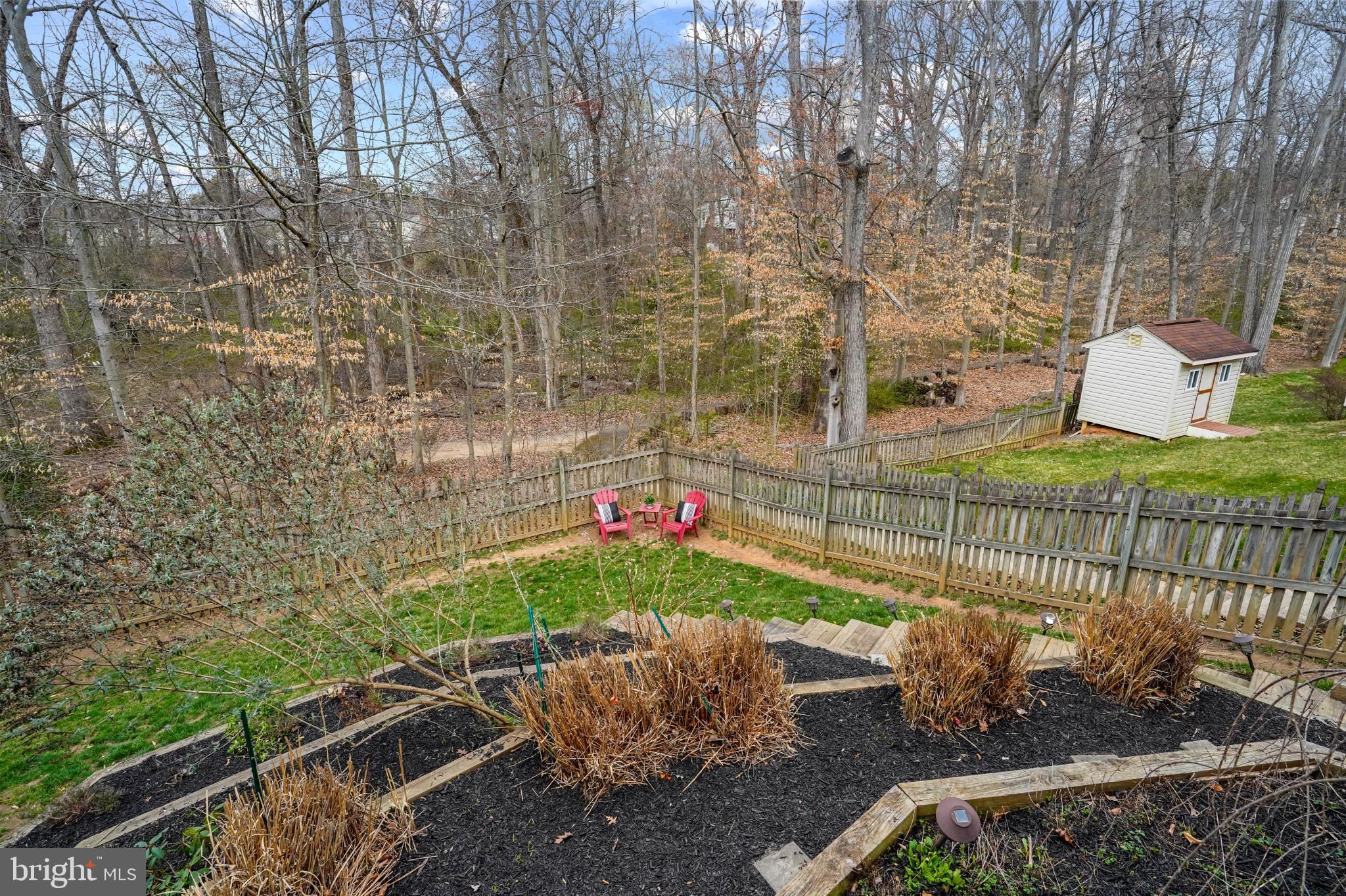 BURKE STATION SQUARE - Residential