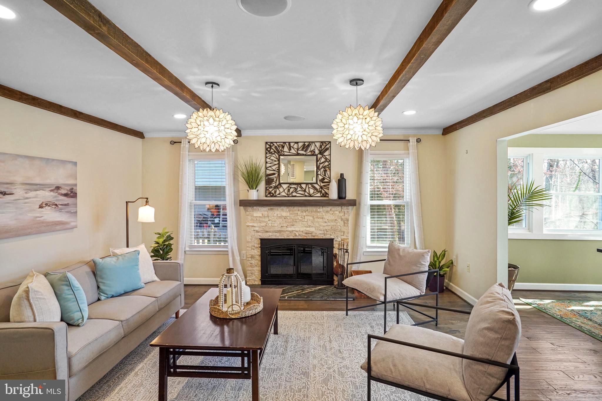 BURKE STATION SQUARE - Residential