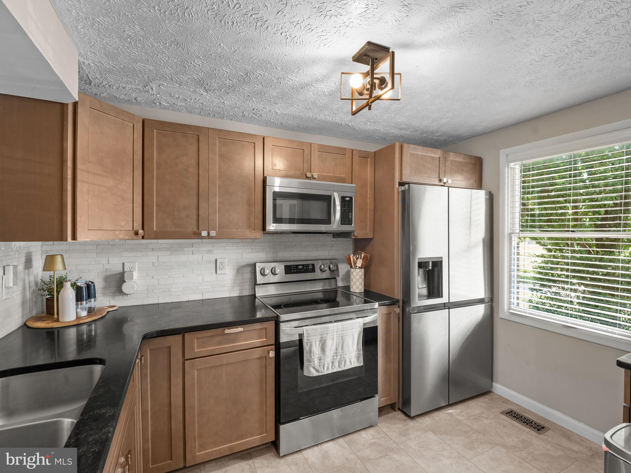 3634 ROBIN AIR COURT