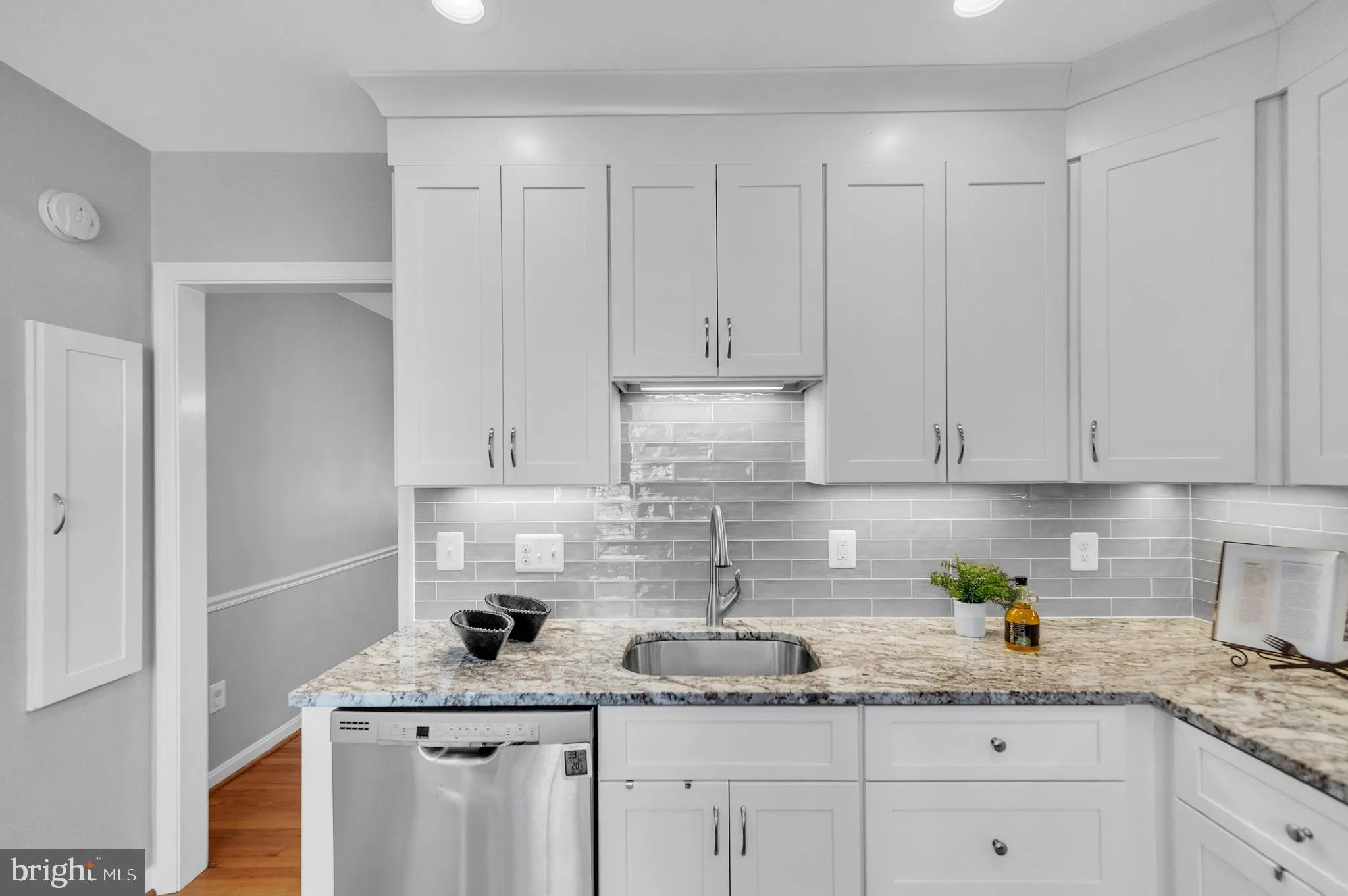 McLean, Virginia 22101, United States, 4 Bedrooms Bedrooms, ,4 BathroomsBathrooms,Residential,Pending,103531