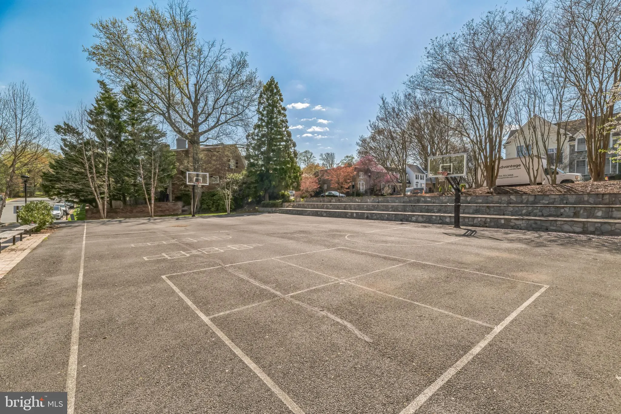 McLean, Virginia 22101, United States, 4 Bedrooms Bedrooms, ,4 BathroomsBathrooms,Residential,Pending,103531