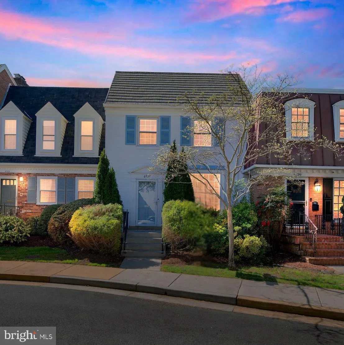 McLean, Virginia 22101, United States, 4 Bedrooms Bedrooms, ,4 BathroomsBathrooms,Residential,Pending,103531