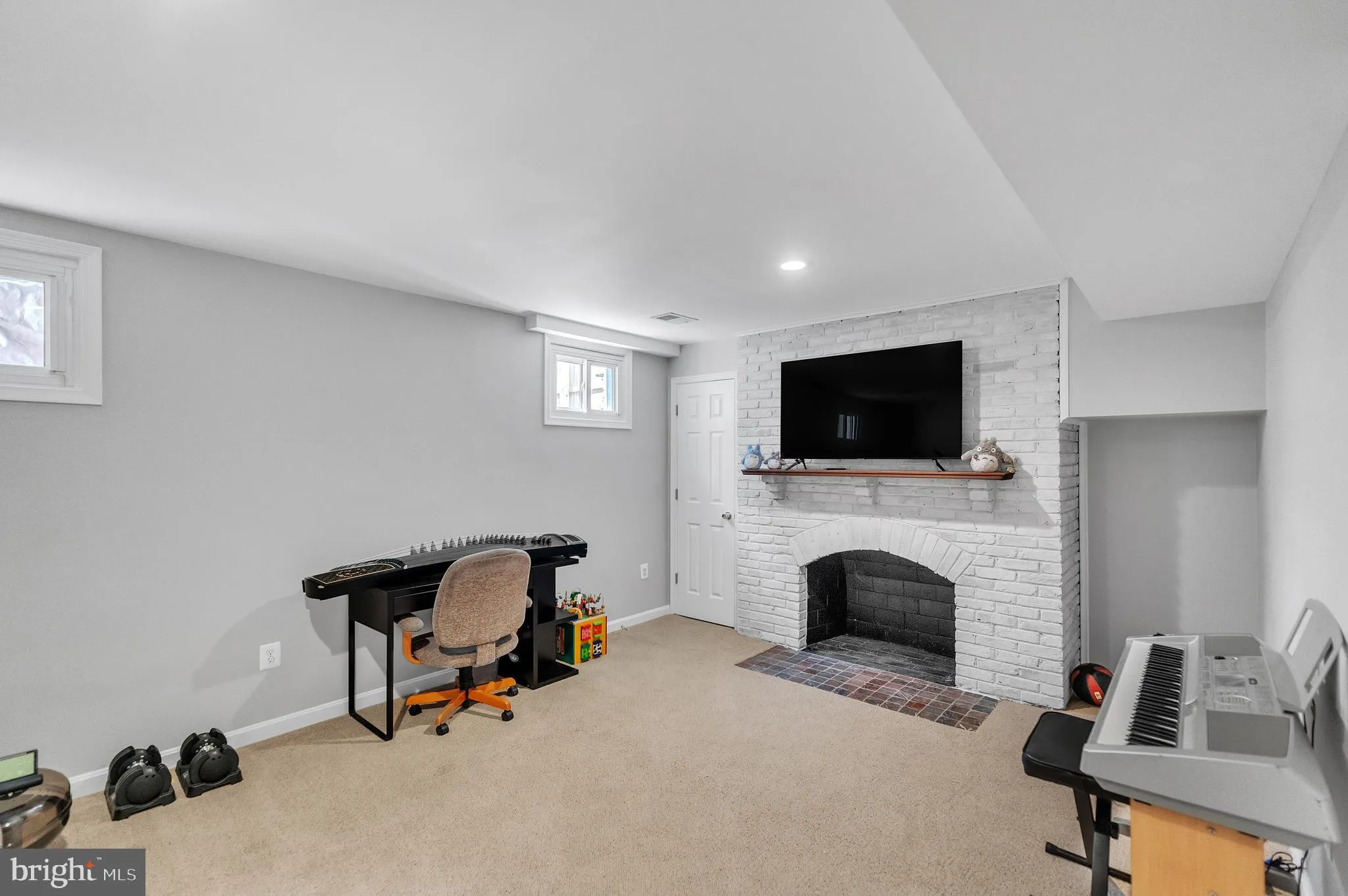 McLean, Virginia 22101, United States, 4 Bedrooms Bedrooms, ,4 BathroomsBathrooms,Residential,Pending,103531