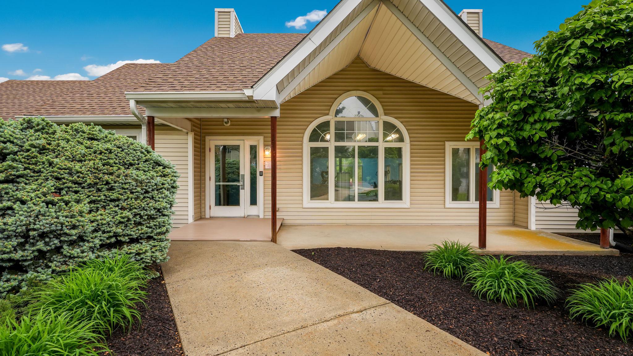 MONTGOMERY PLACE - Residential