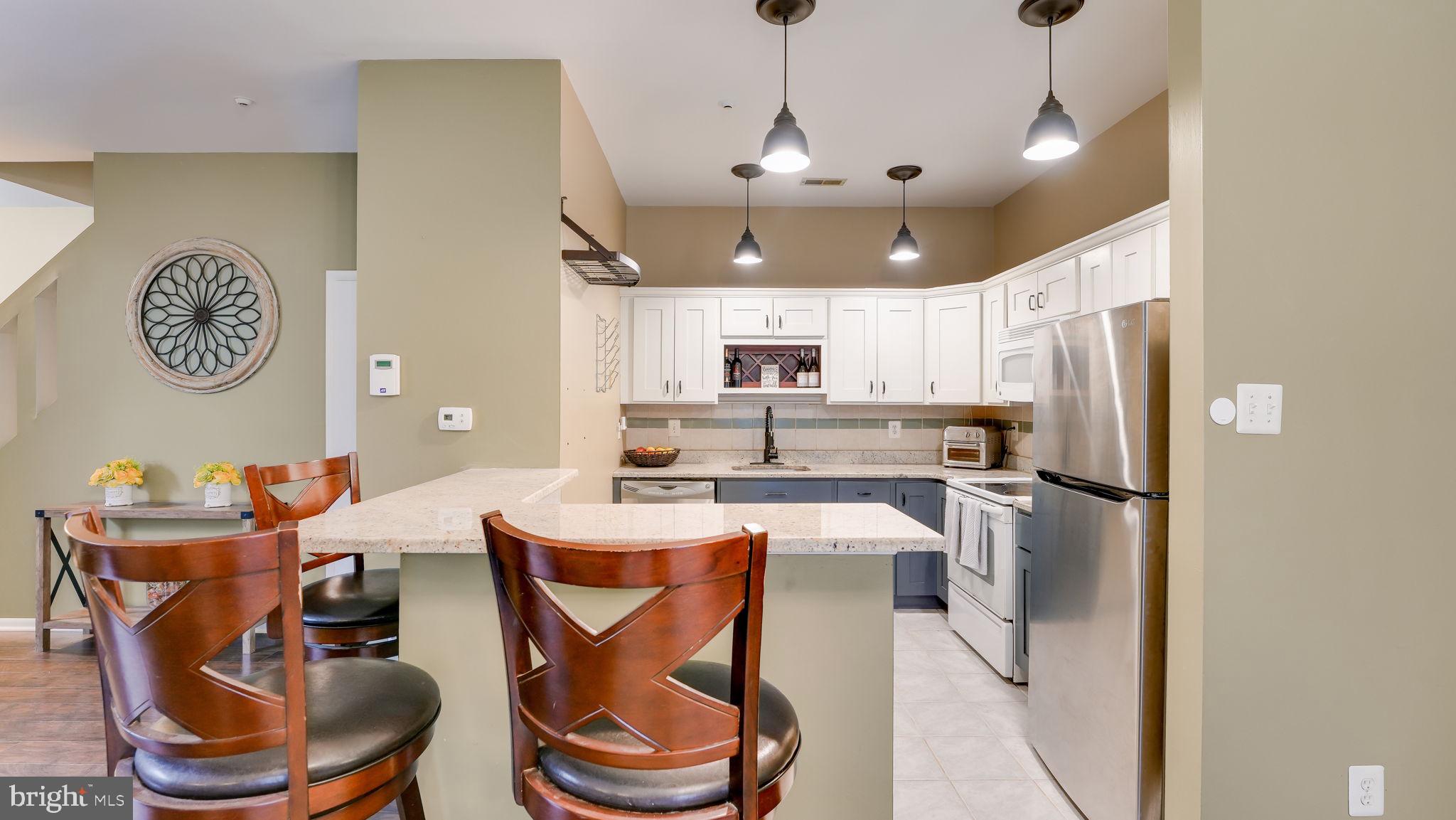 MONTGOMERY PLACE - Residential