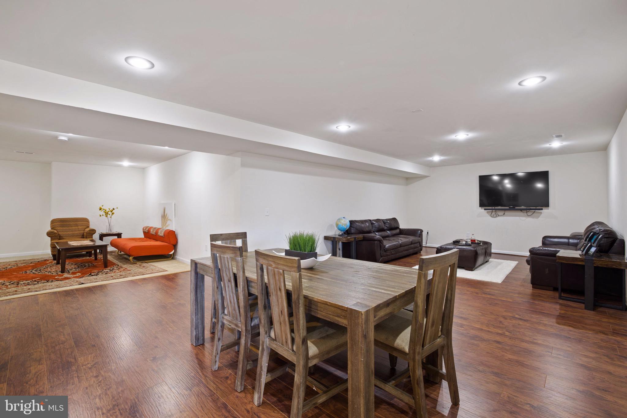 POWELLS LANDING - Residential