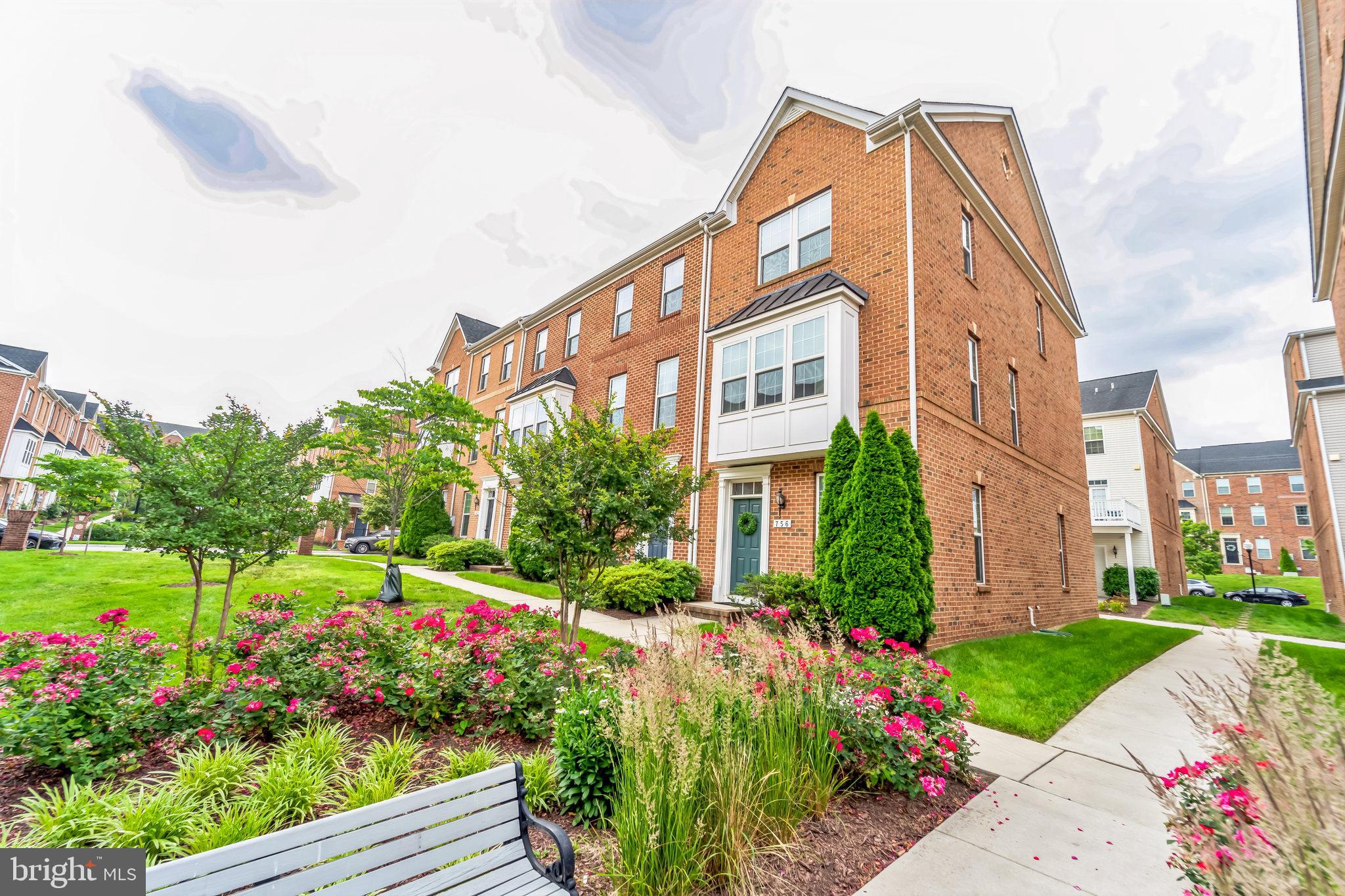 O'DONNELL SQUARE - Residential