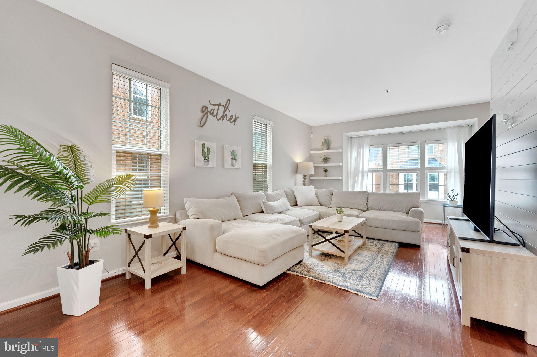 O'DONNELL SQUARE - Residential