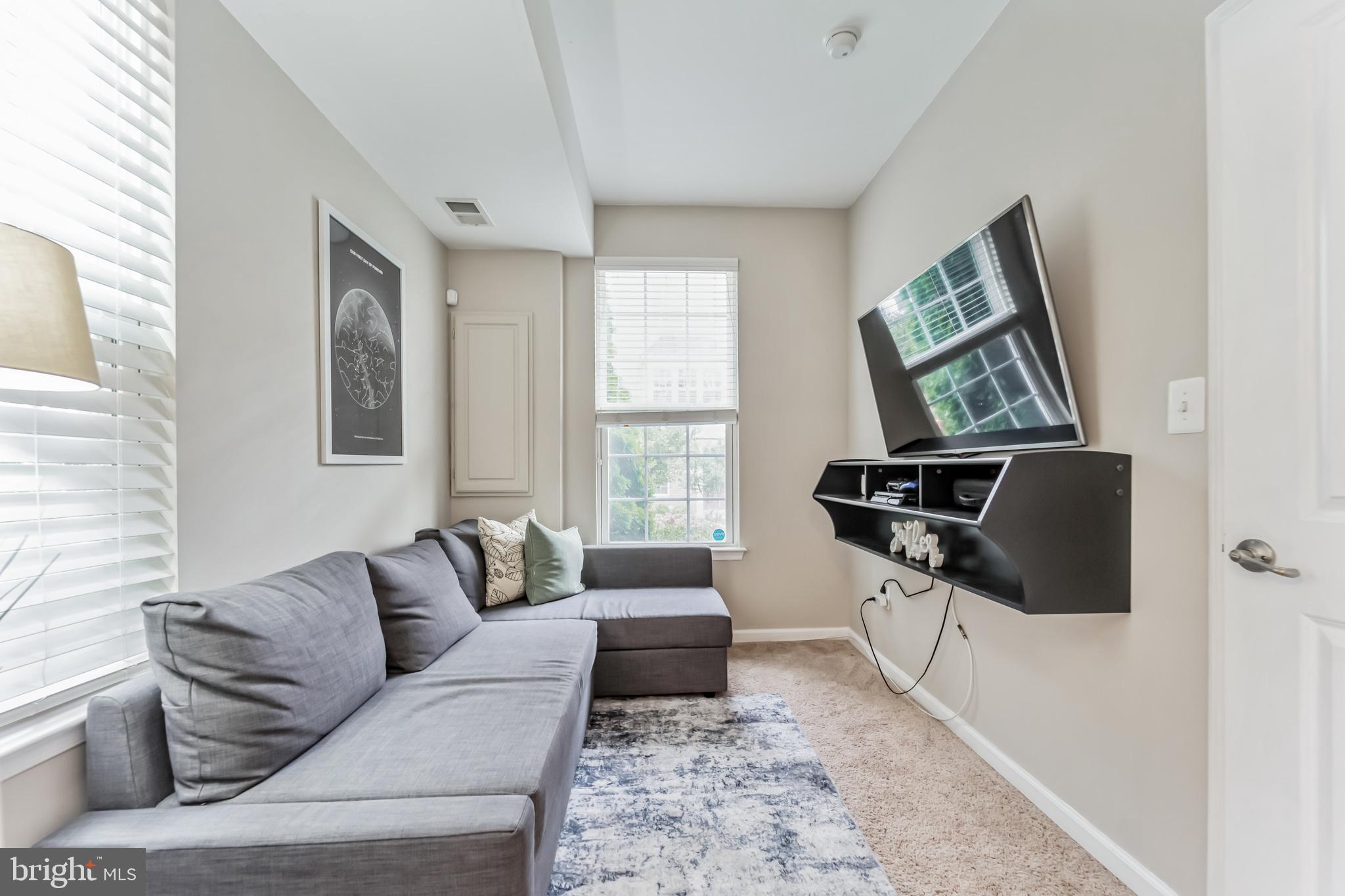 O'DONNELL SQUARE - Residential