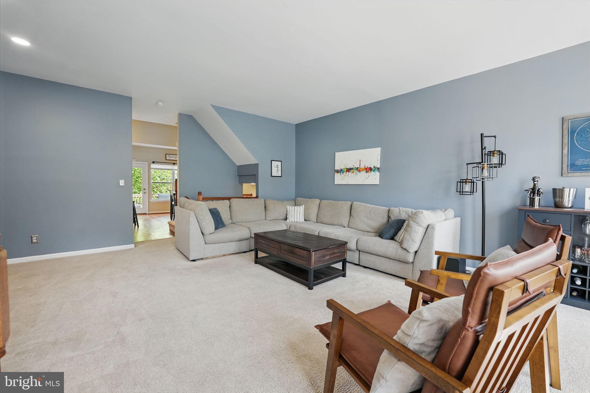 2566 JAMES MONROE CIRCLE
