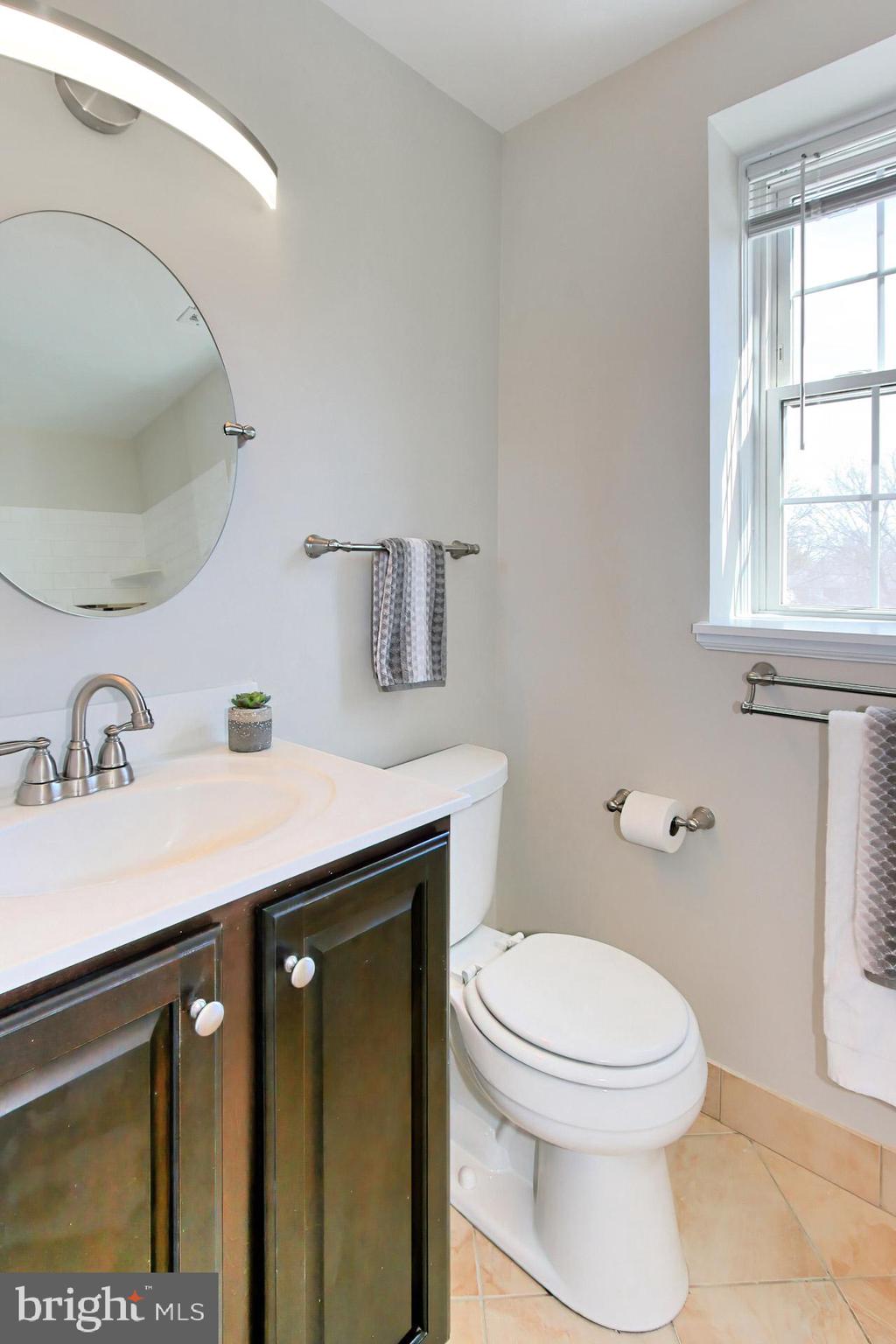 FAIRLINGTON VILLAGES - Residential Lease