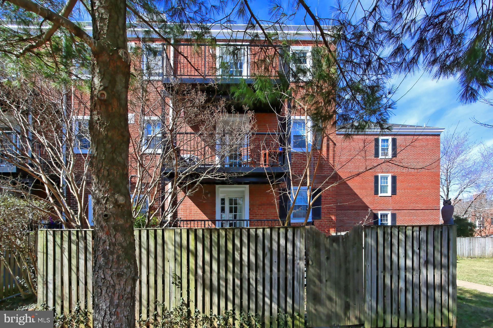 FAIRLINGTON VILLAGES - Residential Lease