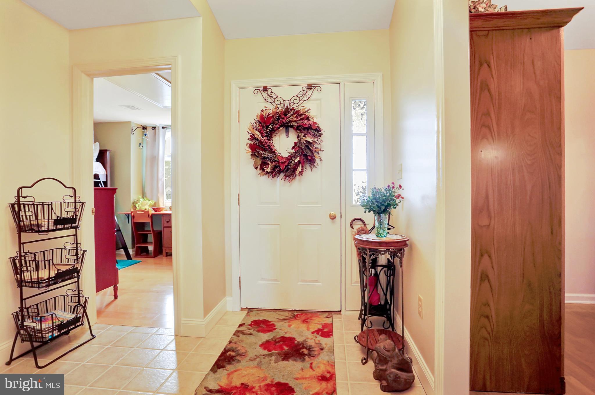 THE OAKS CONDOMINUMS - Residential