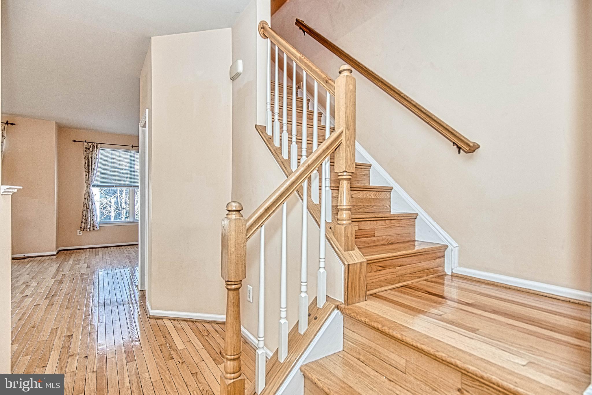 MCNAIR FARMS LANDBAY - Residential Lease