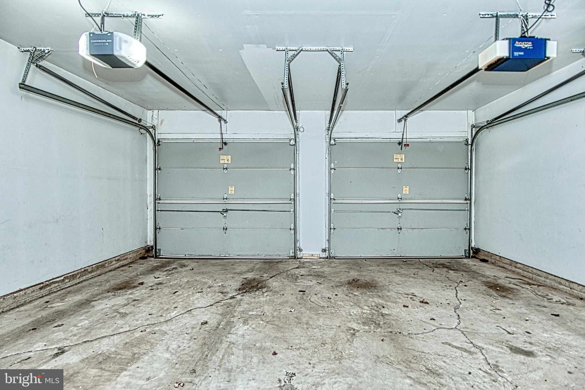 MCNAIR FARMS LANDBAY - Residential Lease