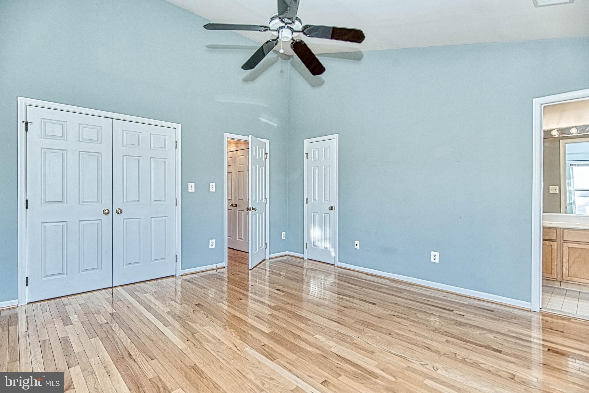 MCNAIR FARMS LANDBAY - Residential Lease