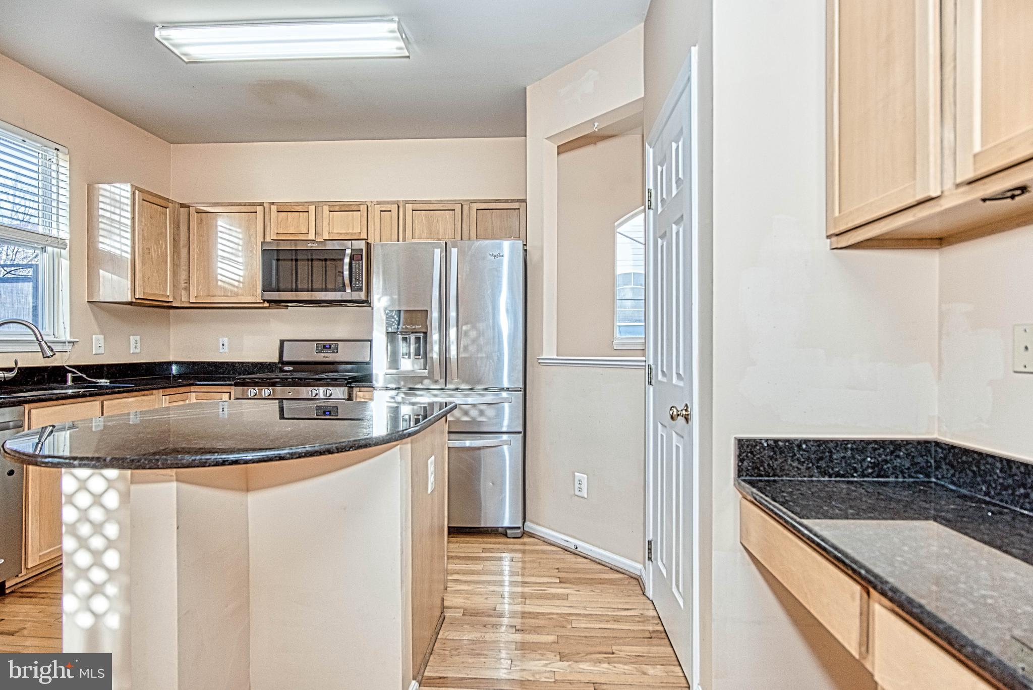 MCNAIR FARMS LANDBAY - Residential Lease