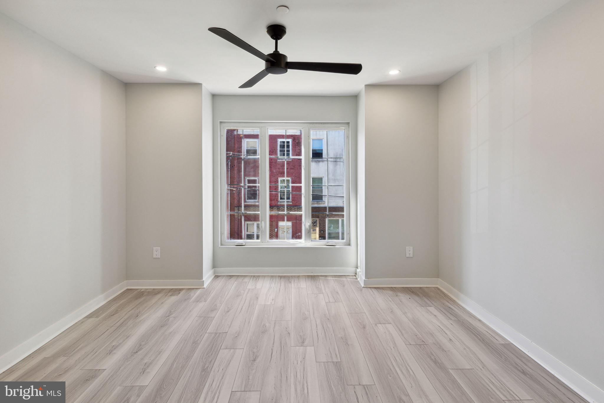 EAST PASSYUNK CROSSING - Residential