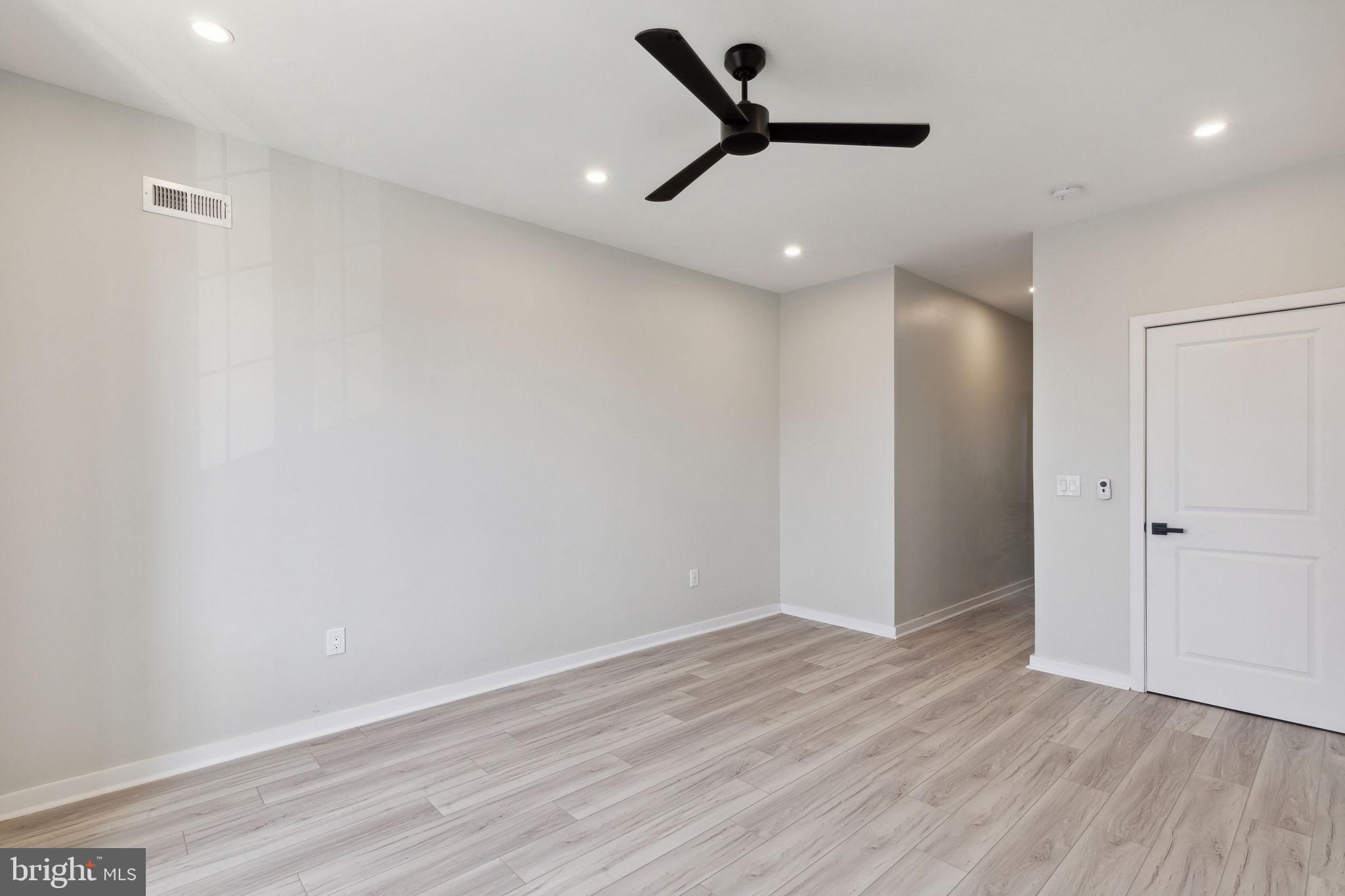 EAST PASSYUNK CROSSING - Residential