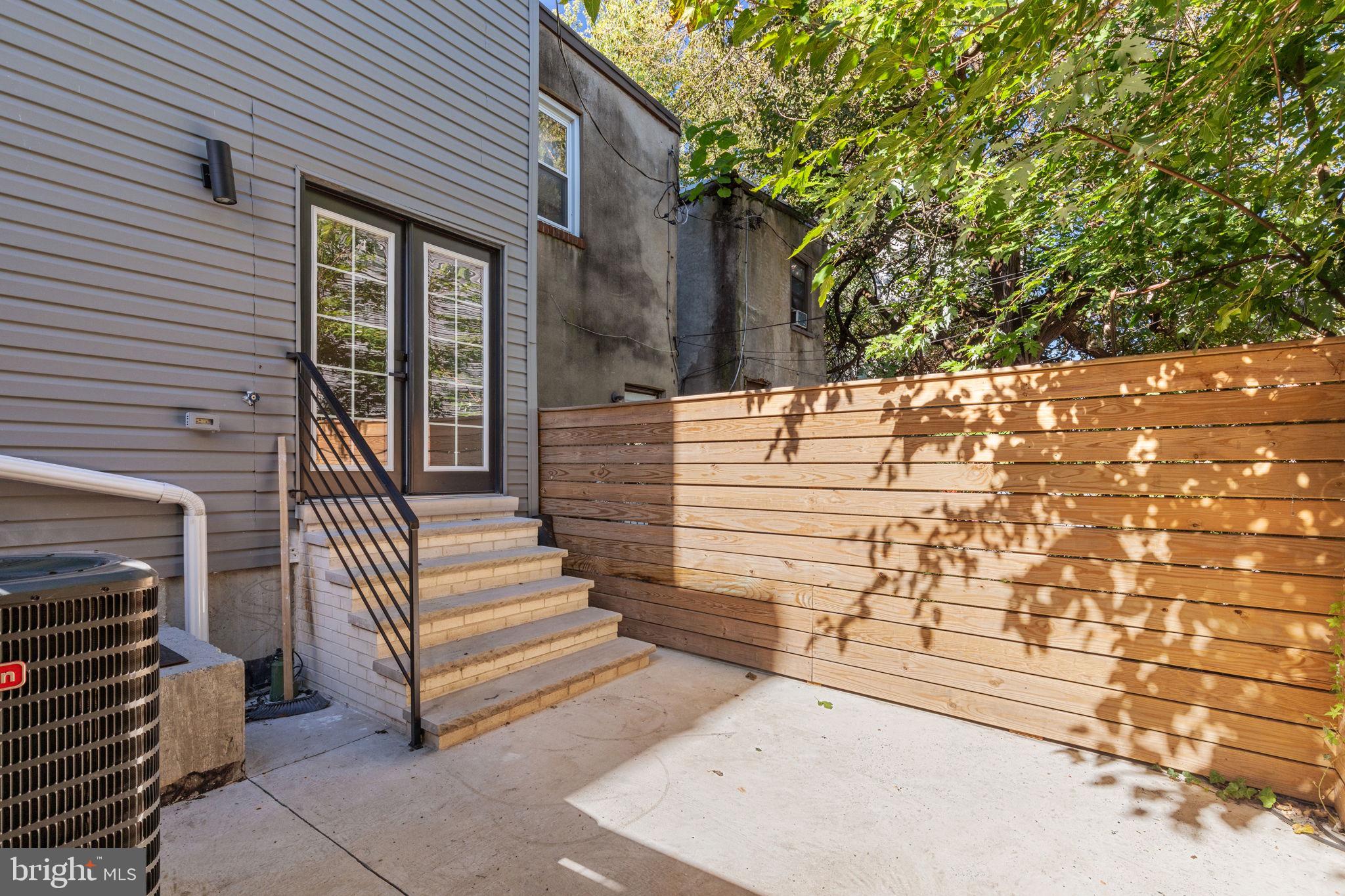 EAST PASSYUNK CROSSING - Residential