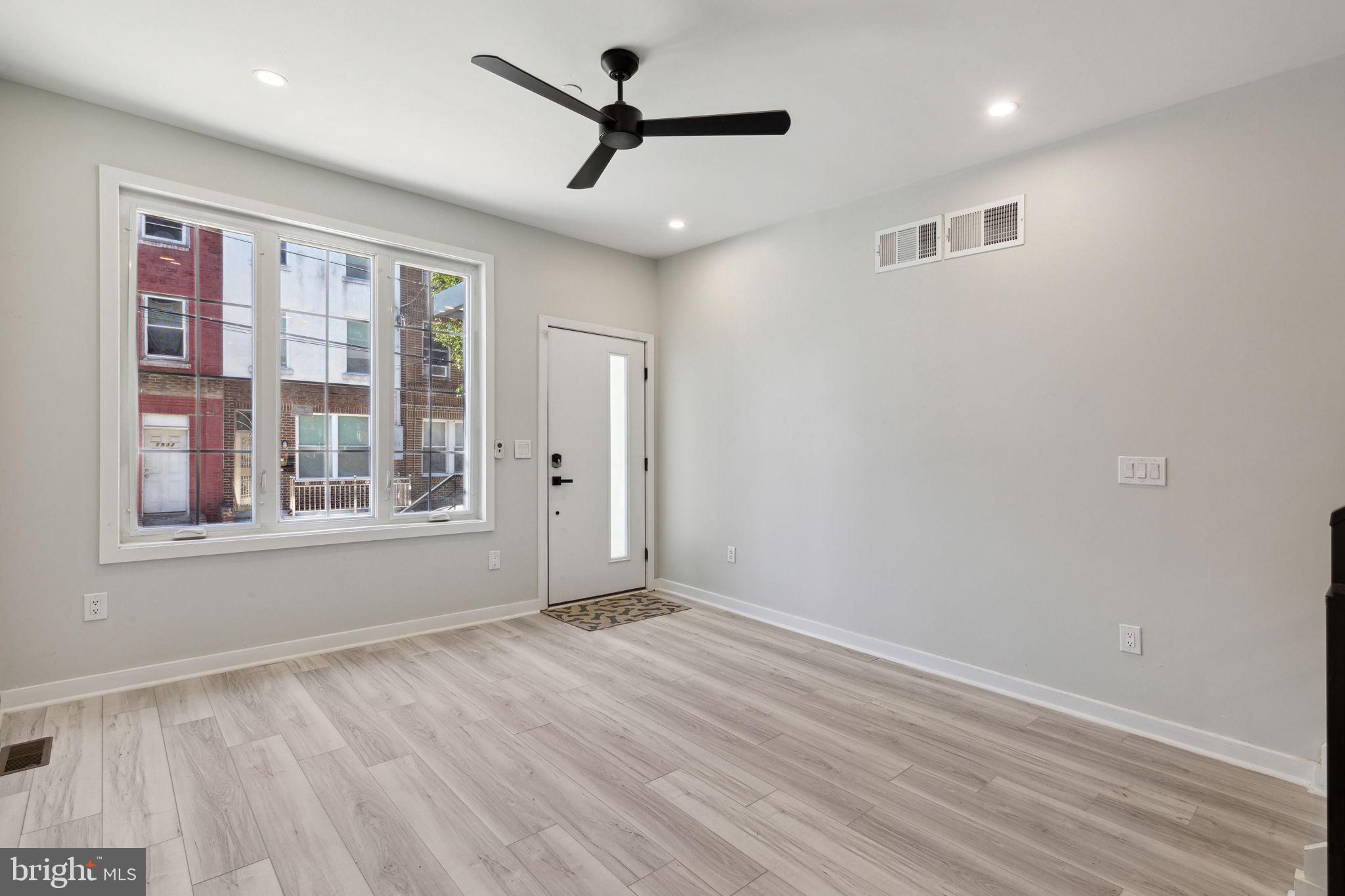 EAST PASSYUNK CROSSING - Residential