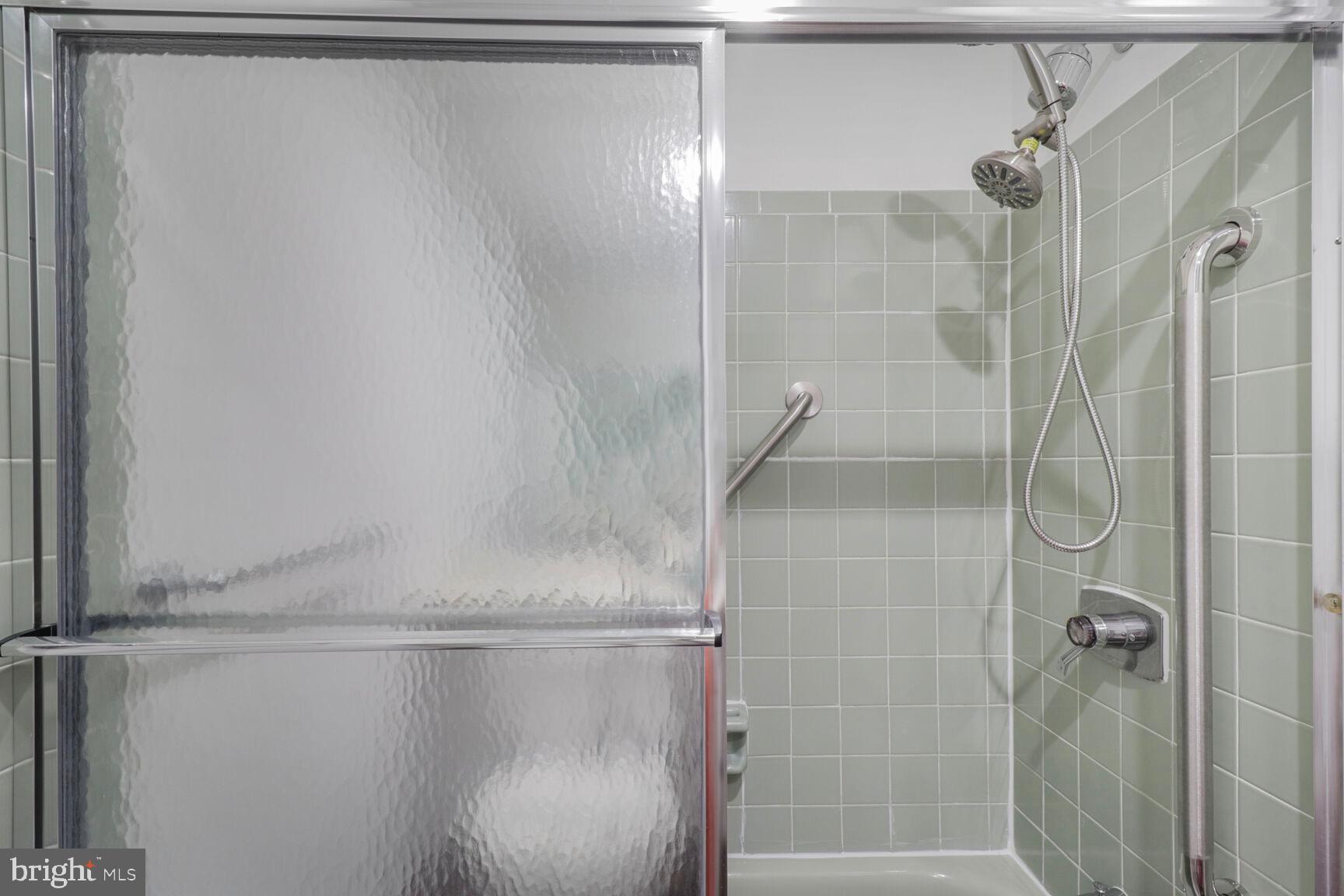 FAIRFAX PLAZA TOWNHOUSES - Residential