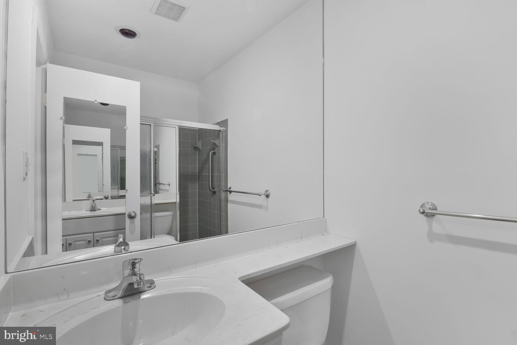 FAIRFAX PLAZA TOWNHOUSES - Residential