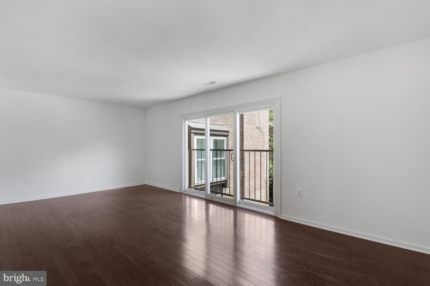 FAIRFAX PLAZA TOWNHOUSES - Residential