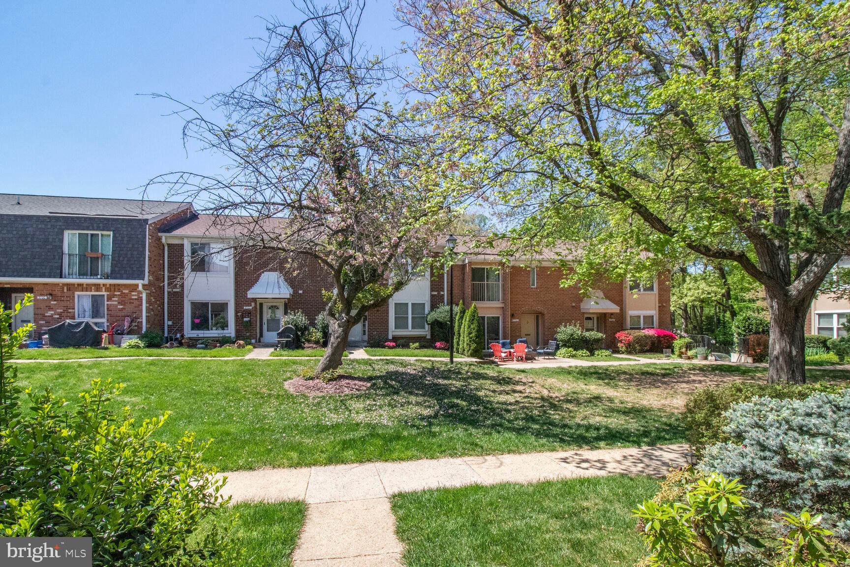 3697 PERSIMMON CIRCLE