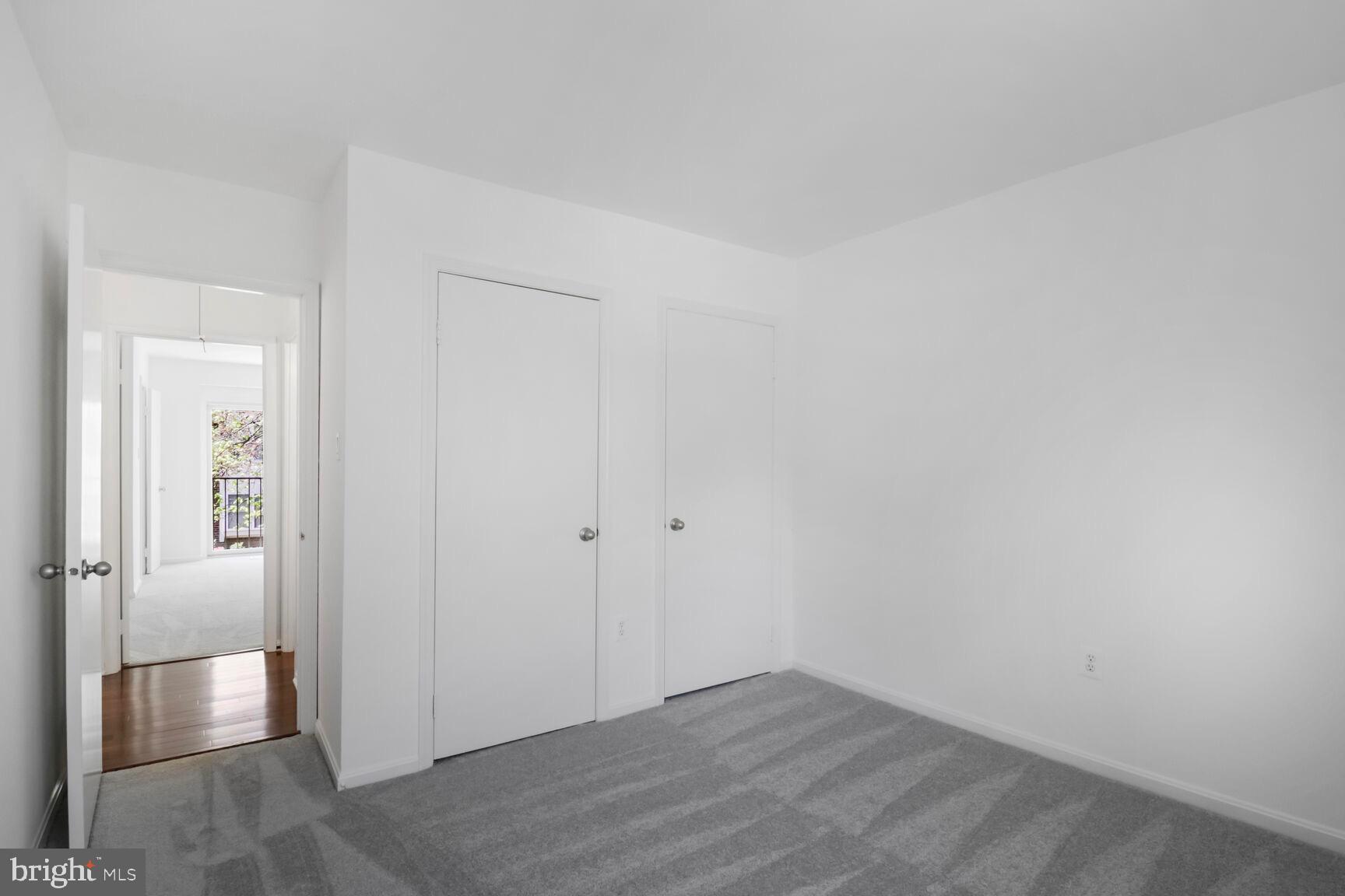 FAIRFAX PLAZA TOWNHOUSES - Residential