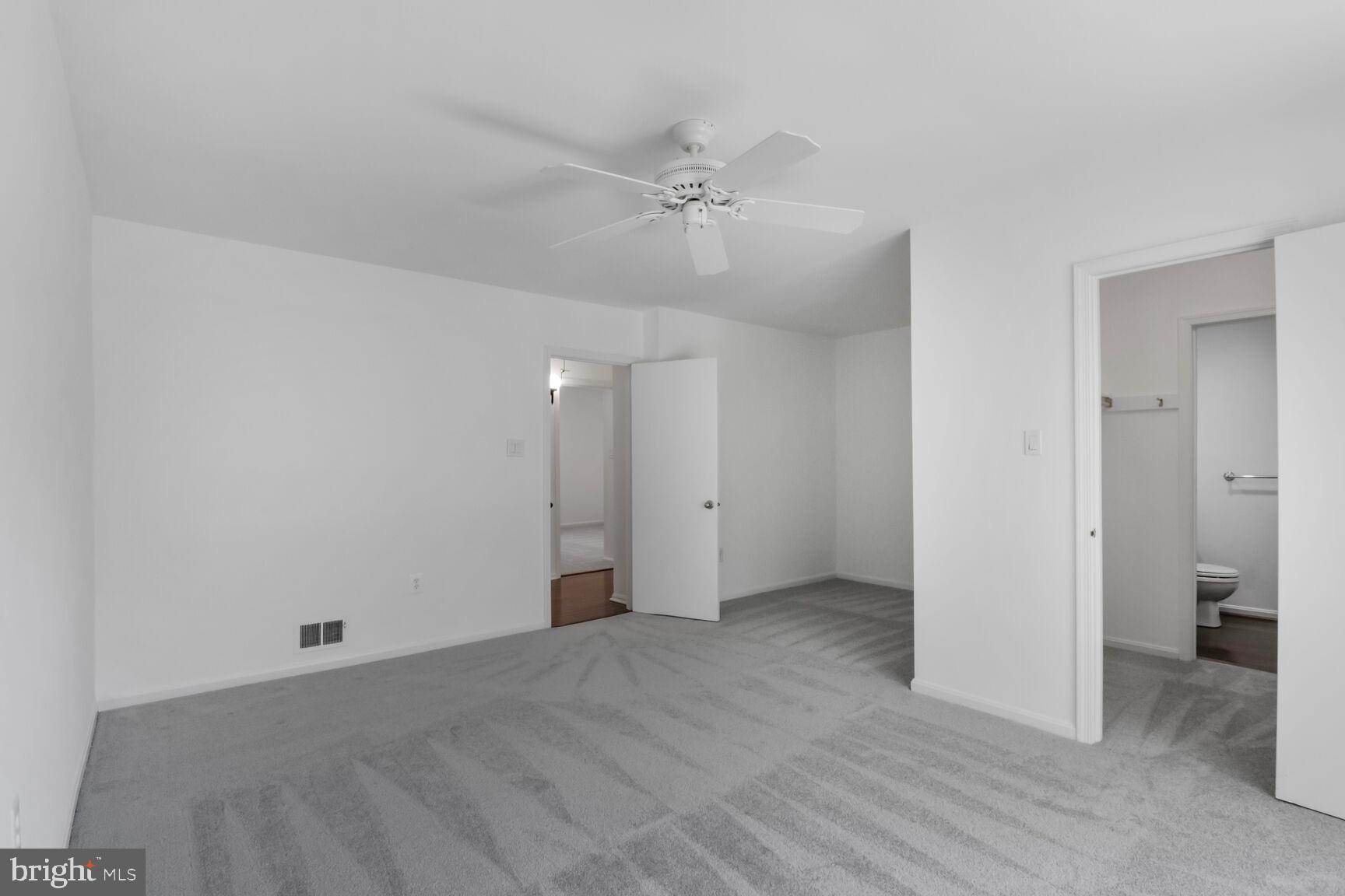 FAIRFAX PLAZA TOWNHOUSES - Residential