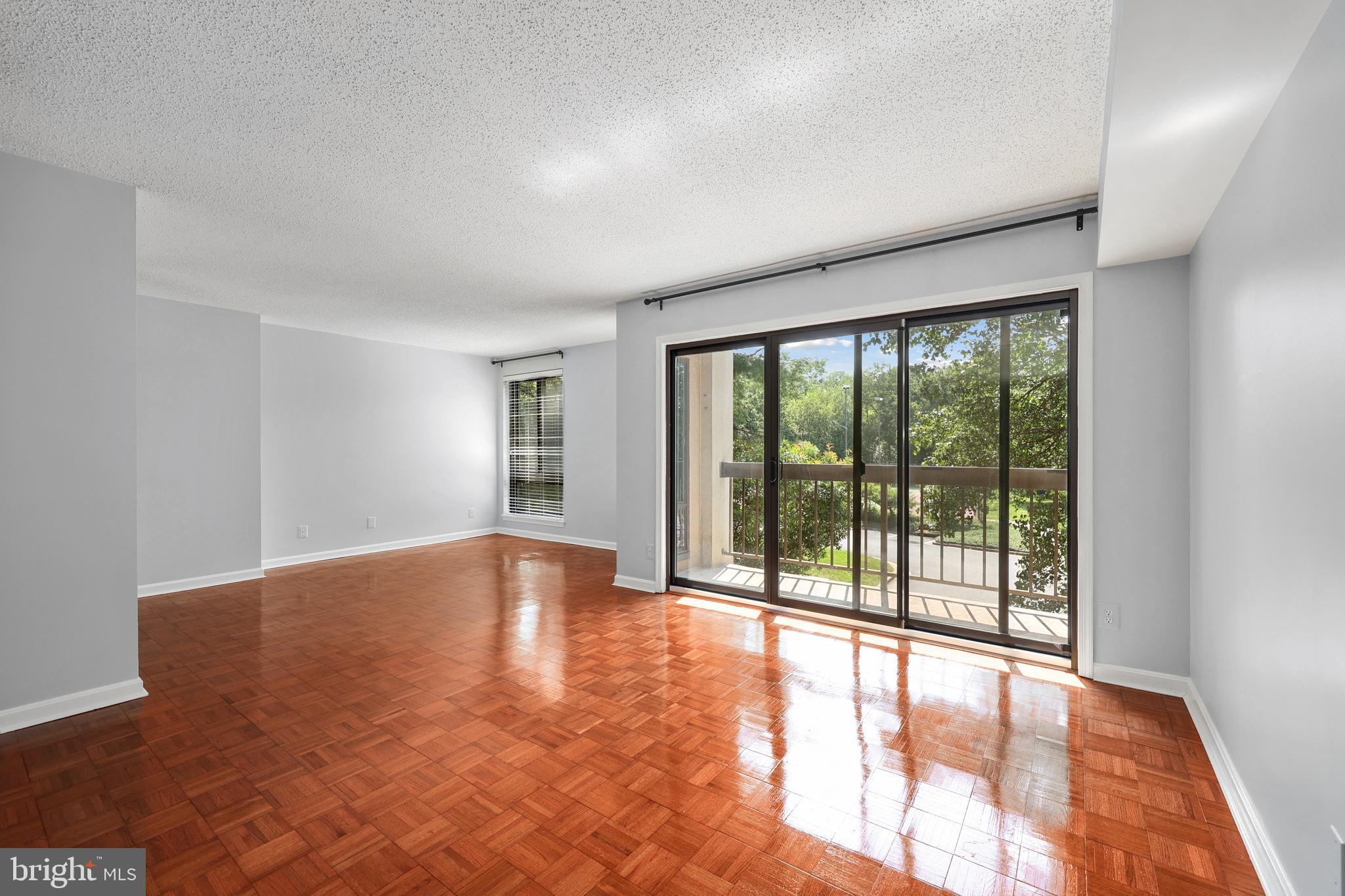 THE PLAZA - Residential