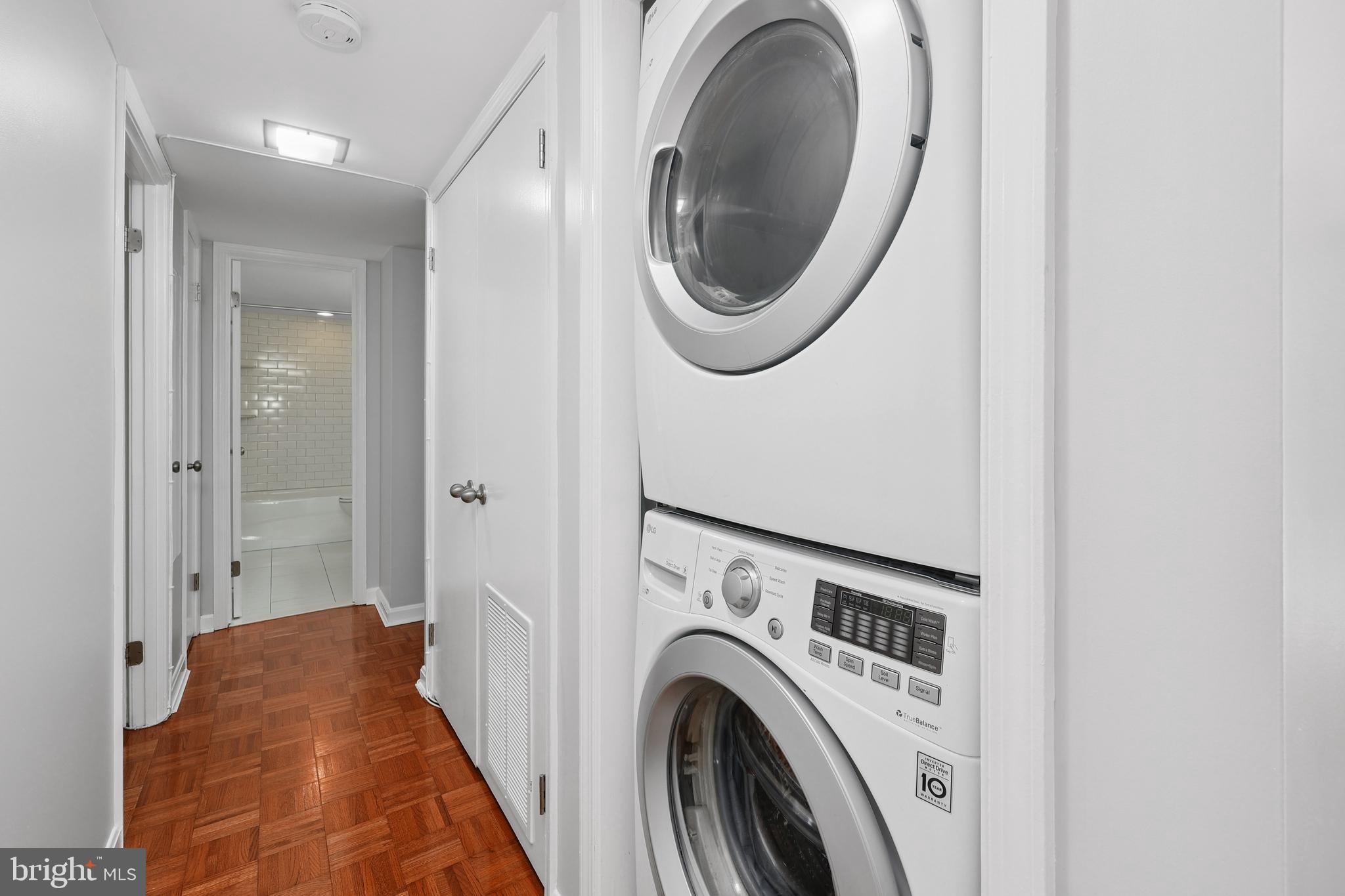 THE PLAZA - Residential