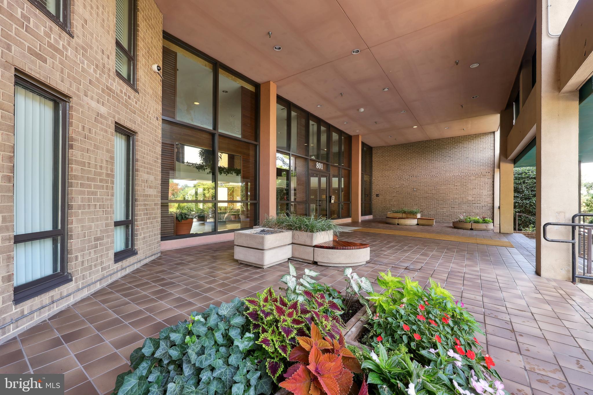 THE PLAZA - Residential