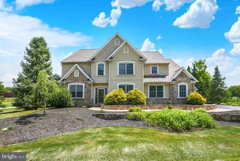 Homes For Sale - 804 Stonybrook Lane<br/> York County, LEWISBERRY, PA 17339