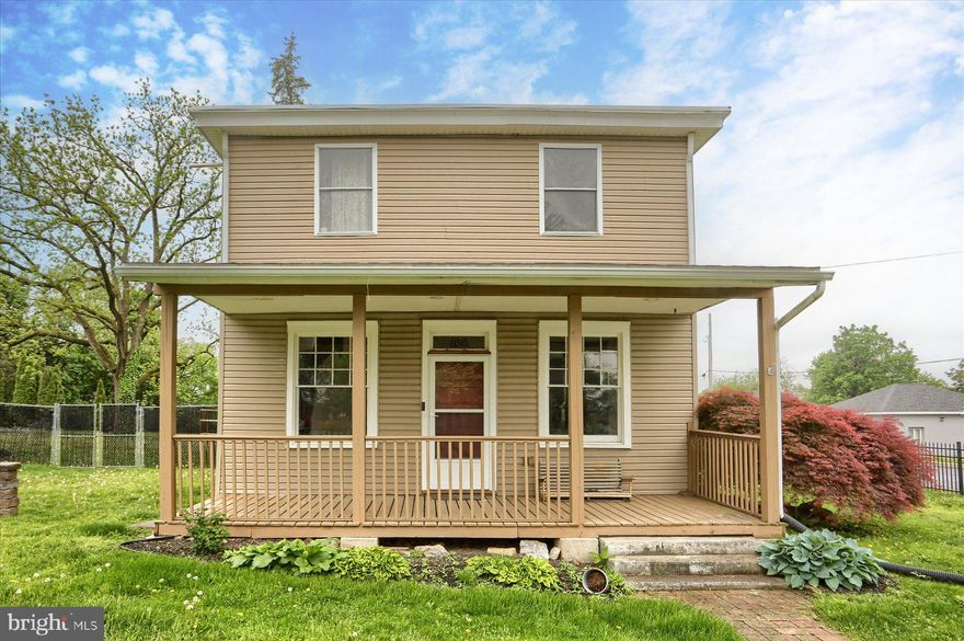 3 Bedroom, 2 Story, Detached Home with a huge Detached 2 Car Garage on a .67 acre Commercially Zoned Lot in Colonial Park. Gas Heat and Central Air! Updated KraftMaid Kitchen and Bath. You are 1 block from Route 22/Jonestown Road. McDonald's and Popeye's are your neighbors. Enjoy your 23-foot covered porch away from the busy road while you plan the business you will open on this vast property. Approved Commercial Options in the document section of this advertisement.