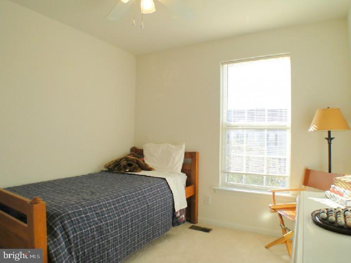 WINDSOR RIDGE - Residential Lease