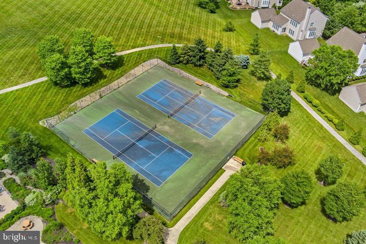 WINDSOR RIDGE - Residential Lease