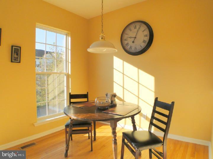 WINDSOR RIDGE - Residential Lease